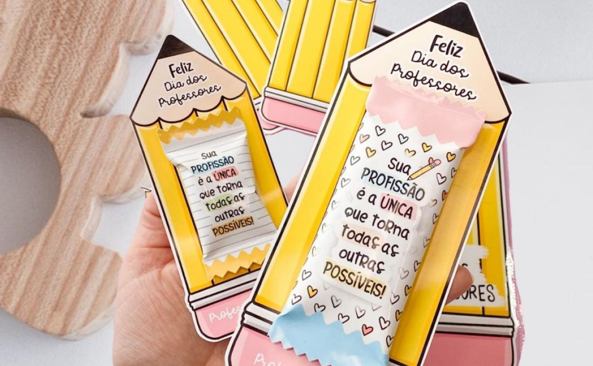 lembrancinha de crochê para dia dos professores