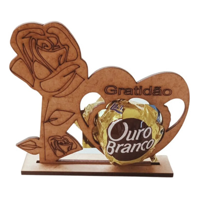 chaveiro mdf personalizado com nomes e data casamento