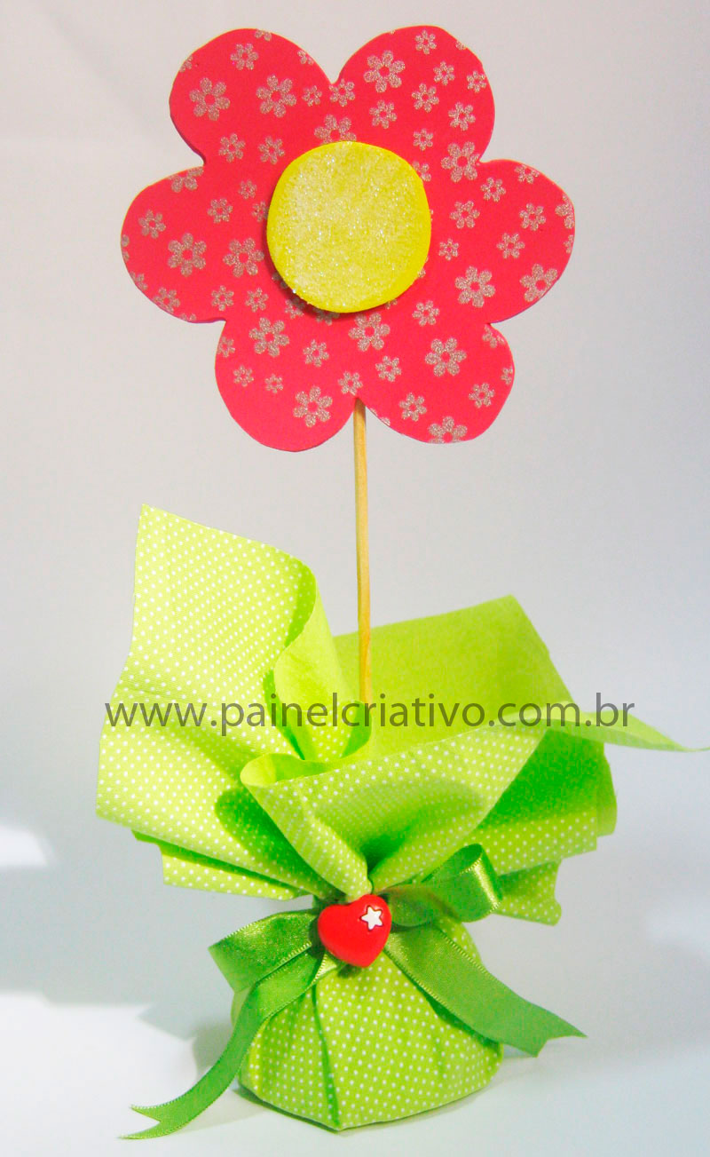 lembrancinha dia das mães com palito de picolé educação infantil