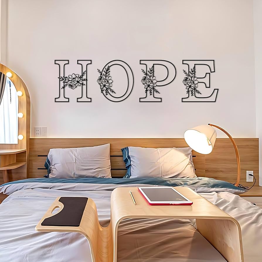 letras de metal para quarto de casal minimalista