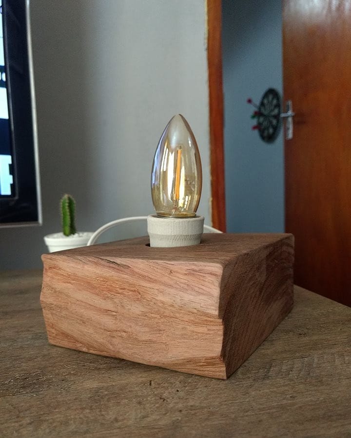 luminaria de madeira rustica