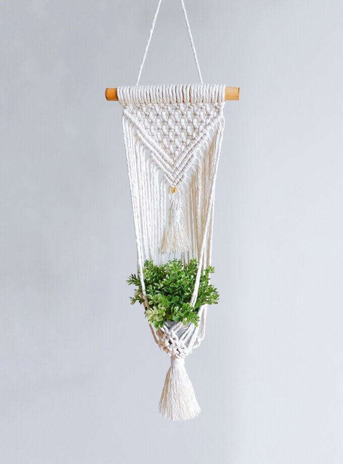 DIY Macramê para Iniciantes: Passo a Passo para Seu Primeiro Plant Hanger