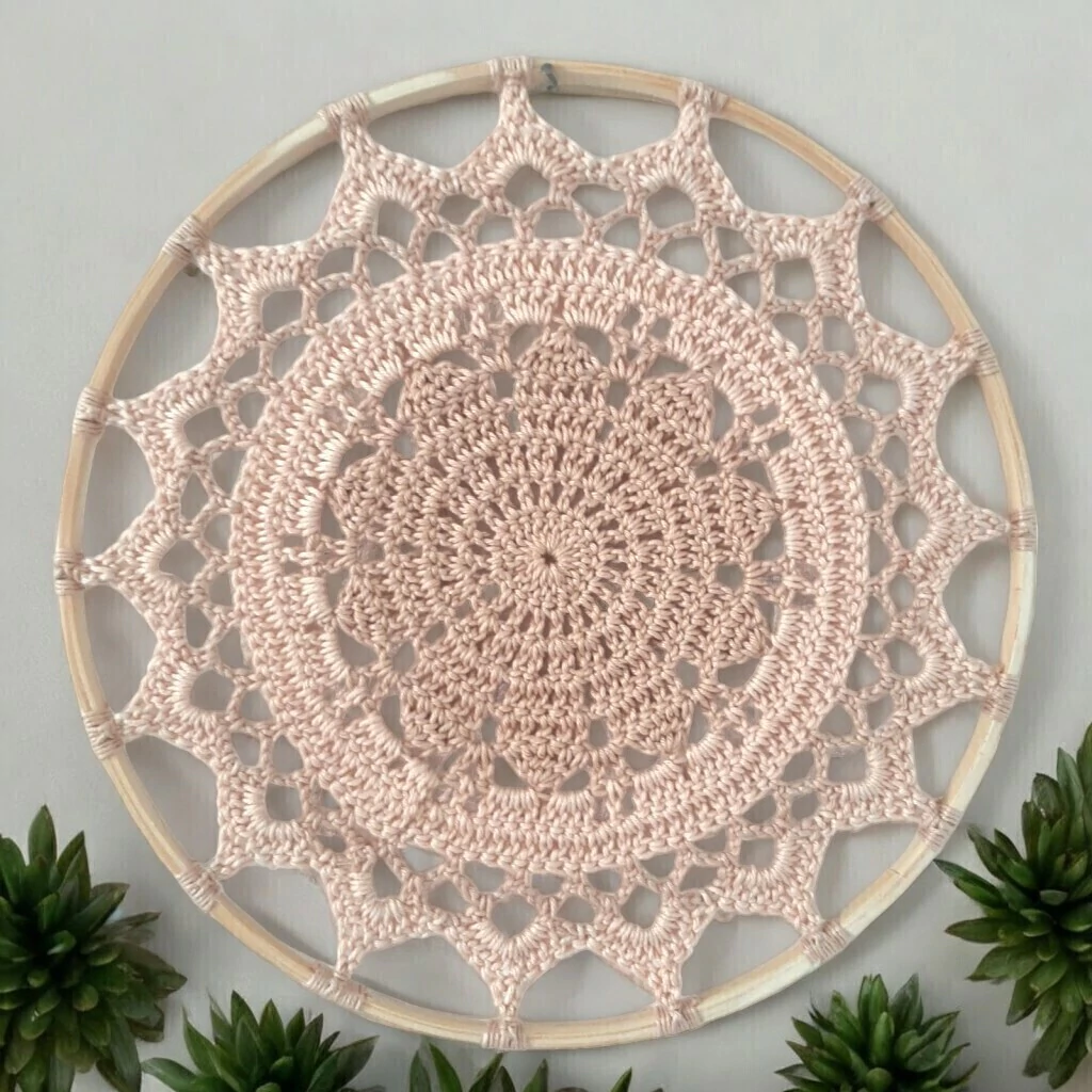gráfico de mandala de crochê colorida