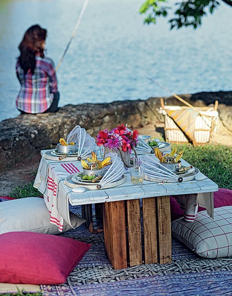 mesa de caixotes de feira