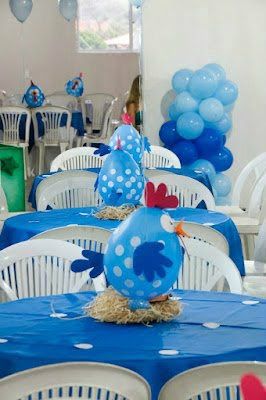 mesas decoradas da galinha pintadinha