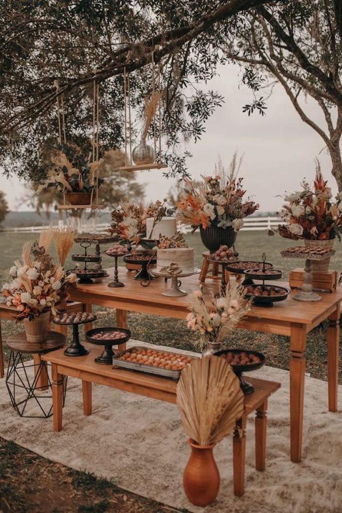 como evitar erros na escolha da mesa de bolo de casamento