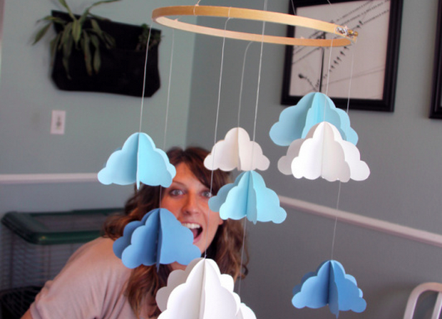 A Importância do Móbile no Desenvolvimento Sensorial do Recém-Nascido