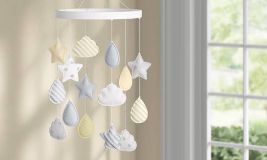 Móbile de Nuvem: Ideias Criativas para Decorar o Quarto do Bebê