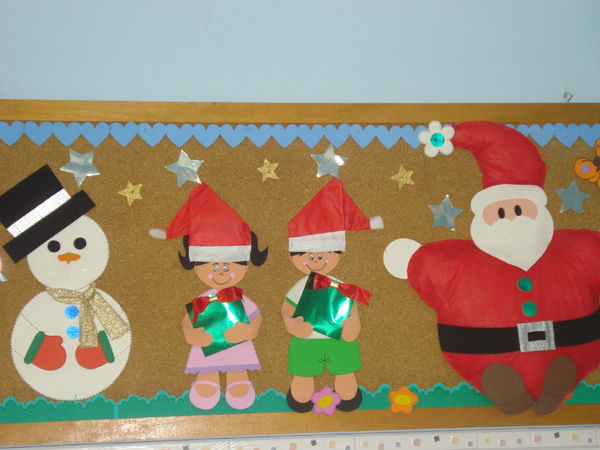 decoração de natal para corredor de escola