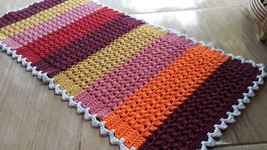 tapete de barbante colorido
