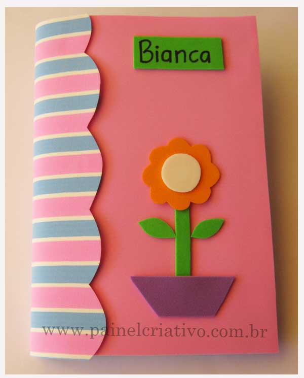 capa de caderno em eva infantil vs floral qual escolher
