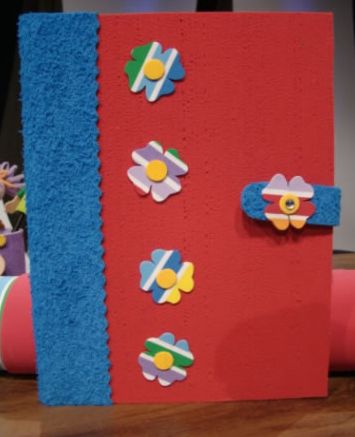capa de caderno em eva infantil vs floral qual escolher