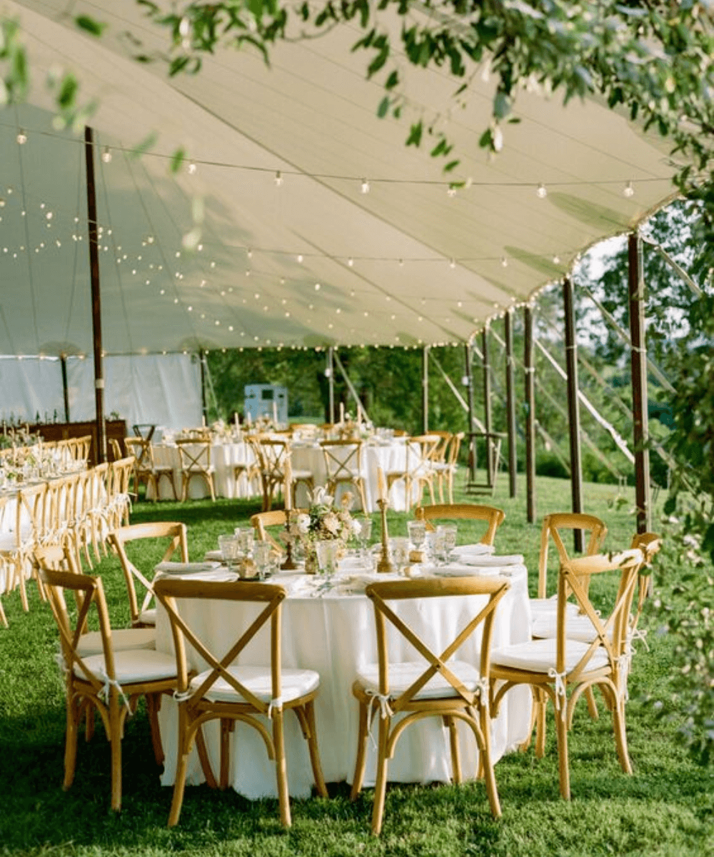 mini wedding vs destination wedding