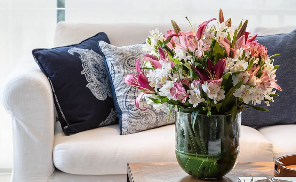 quanto custa comprar modelos de flores artificiais para decoração