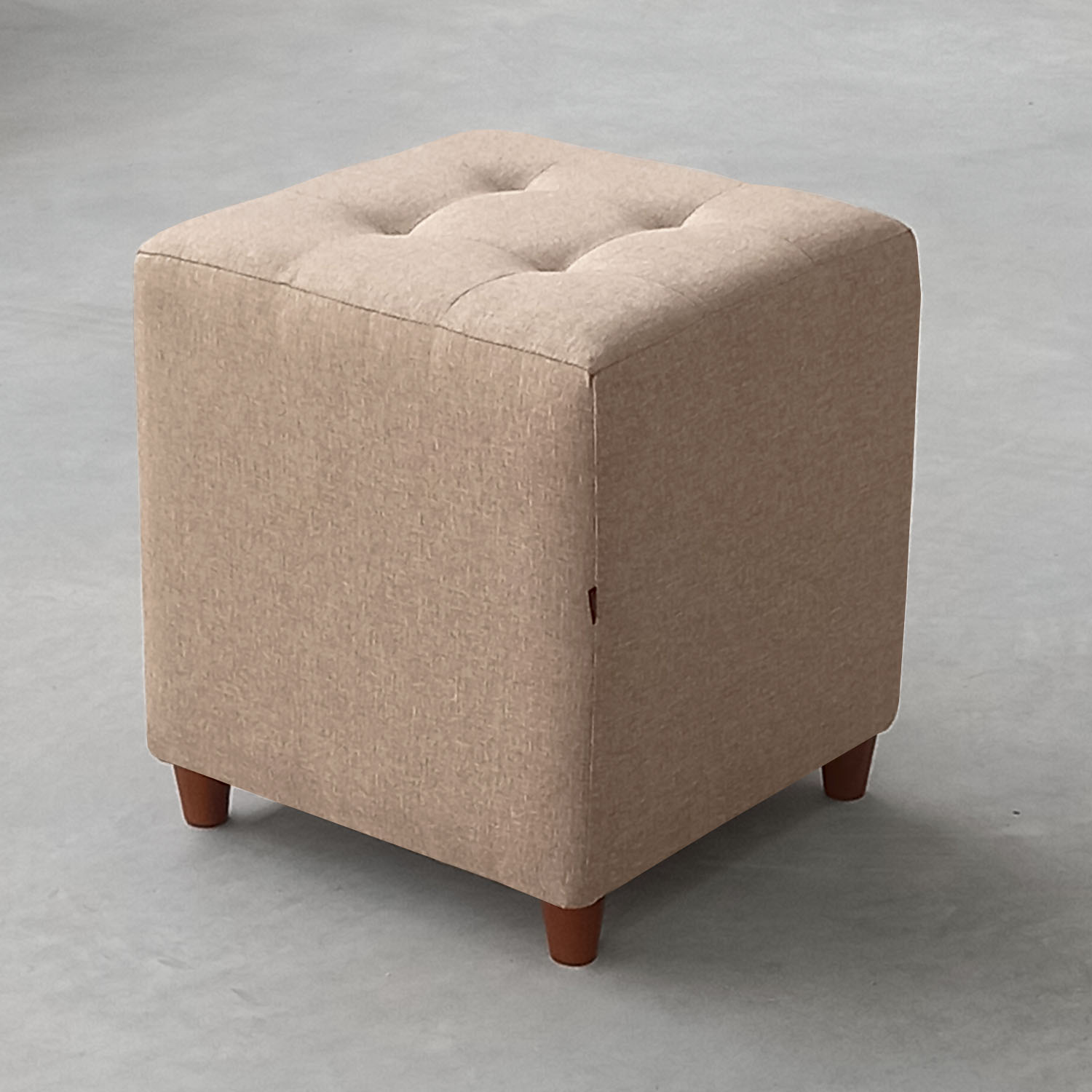 Puffs com encosto e pufe cama: versatilidade para espaços pequenos