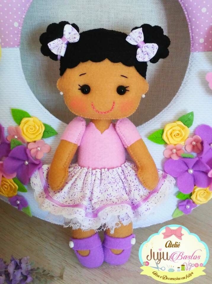 quanto custa produzir uma boneca de feltro para guirlanda