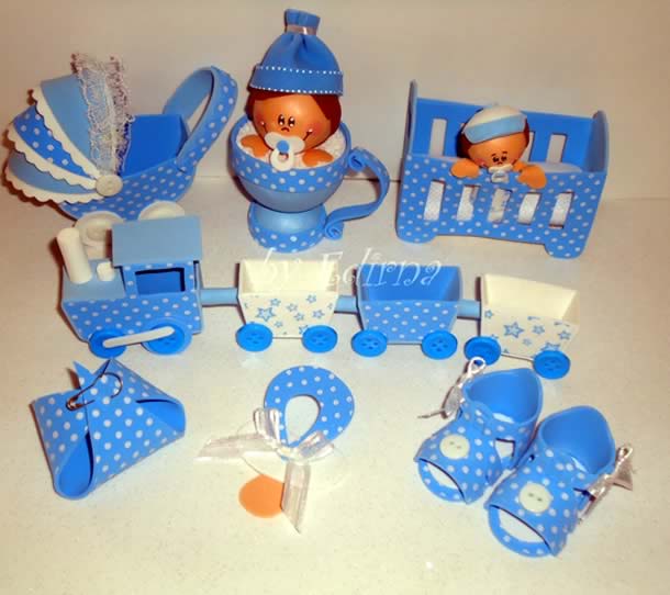 Passo a Passo: Montando um Bolo de Fraldas Perfeito com Moldes Simples