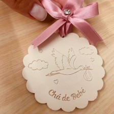 Passo a Passo: Montando um Bolo de Fraldas Perfeito com Moldes Simples