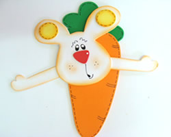 erros comuns ao usar moldes de coelho com cenoura em feltro