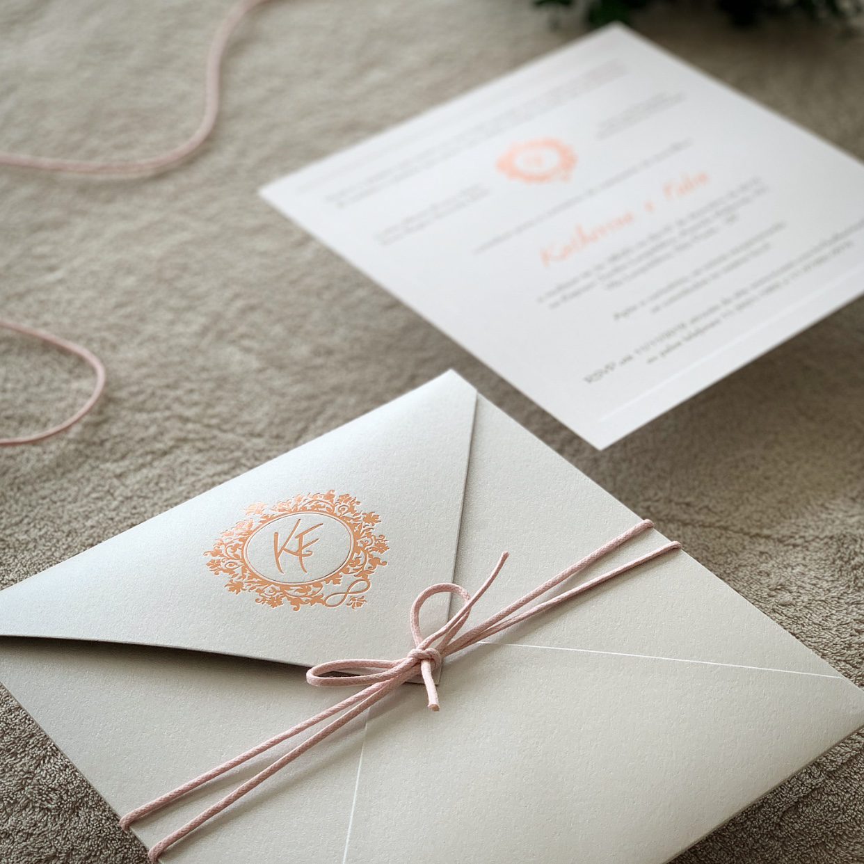 molde envelope casamento bico vs aba reta