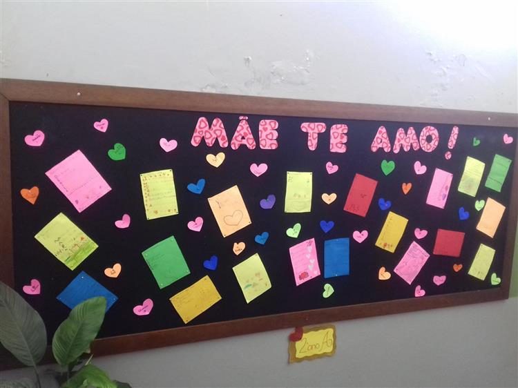 mural dia das maes criativo para escola