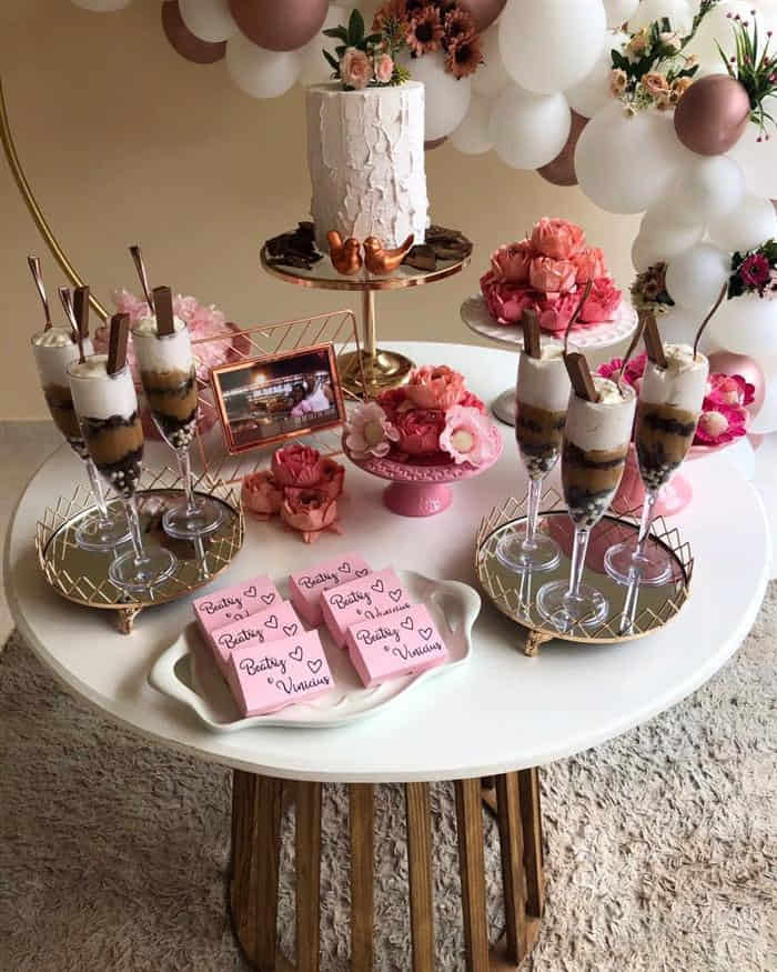 noivado simples rosa e azul