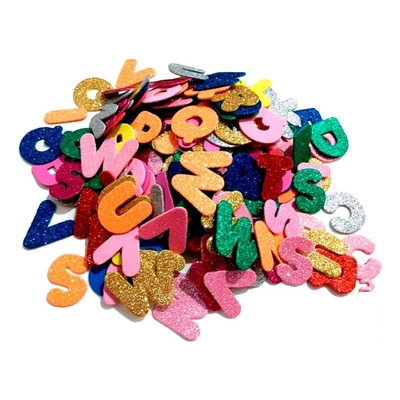 Nomes em EVA para Chamadinha Escolar: Praticidade e Criatividade na Sala de Aula