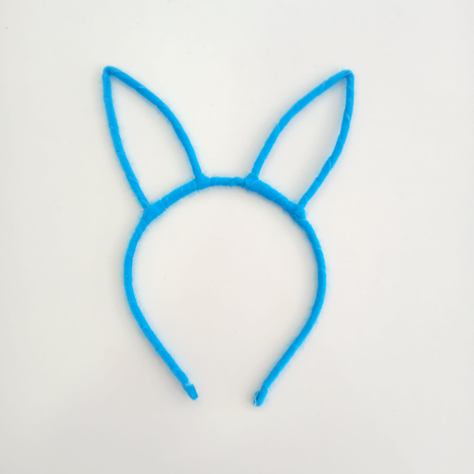 orelha de coelho azul para bebê