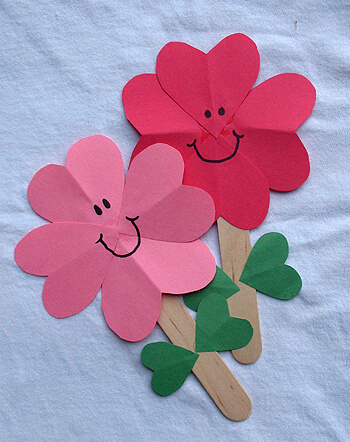 flores de papel vs flores naturais para decoração de eventos