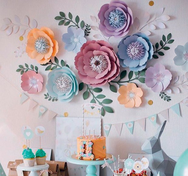 flores de papel vs flores naturais para decoração de eventos