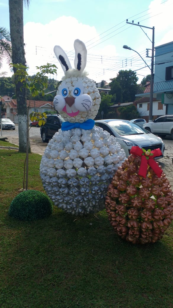 Ideias de Páscoa com material reciclado