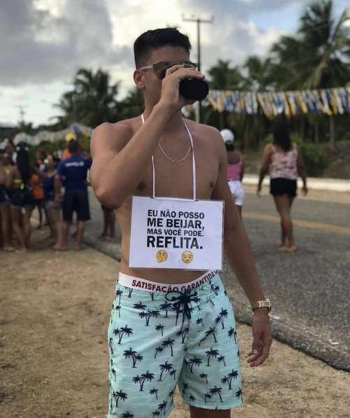 Plaquinhas de carnaval para solteiros 2025
