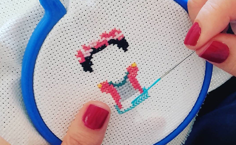 gráficos de ponto cruz personalizados