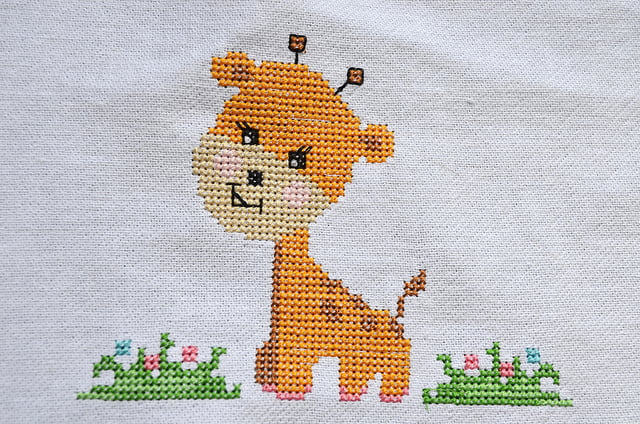 ideias de ponto cruz infantil para meninas