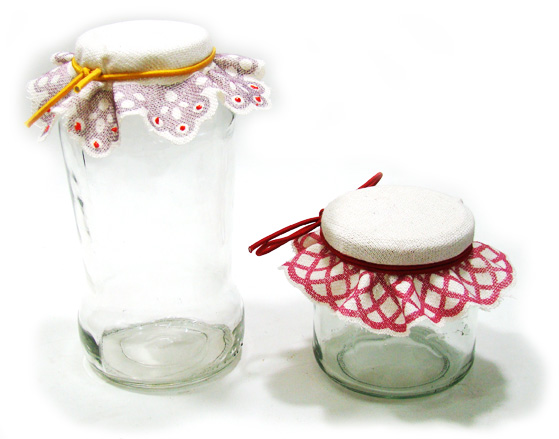 potes de vidro decorados com tecido