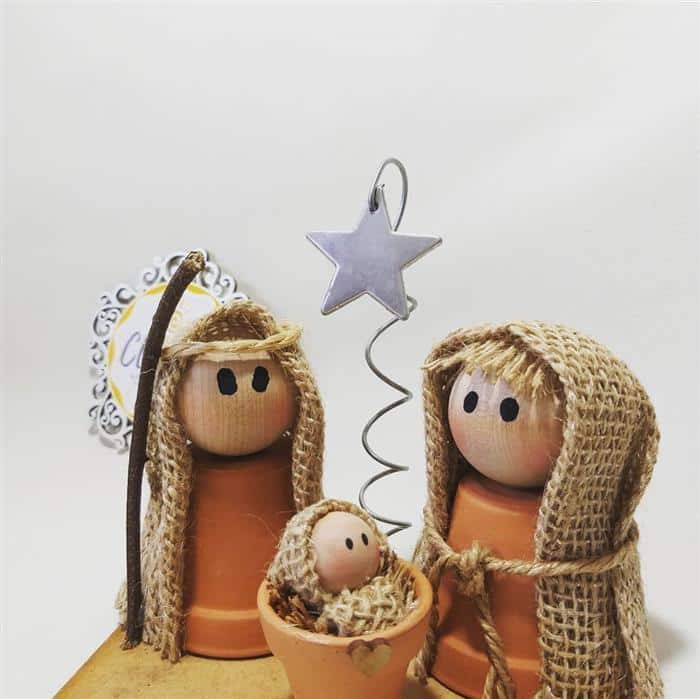 Transforme Garrafas PET em um Presépio de Natal Incrível: Passo a Passo Detalhado