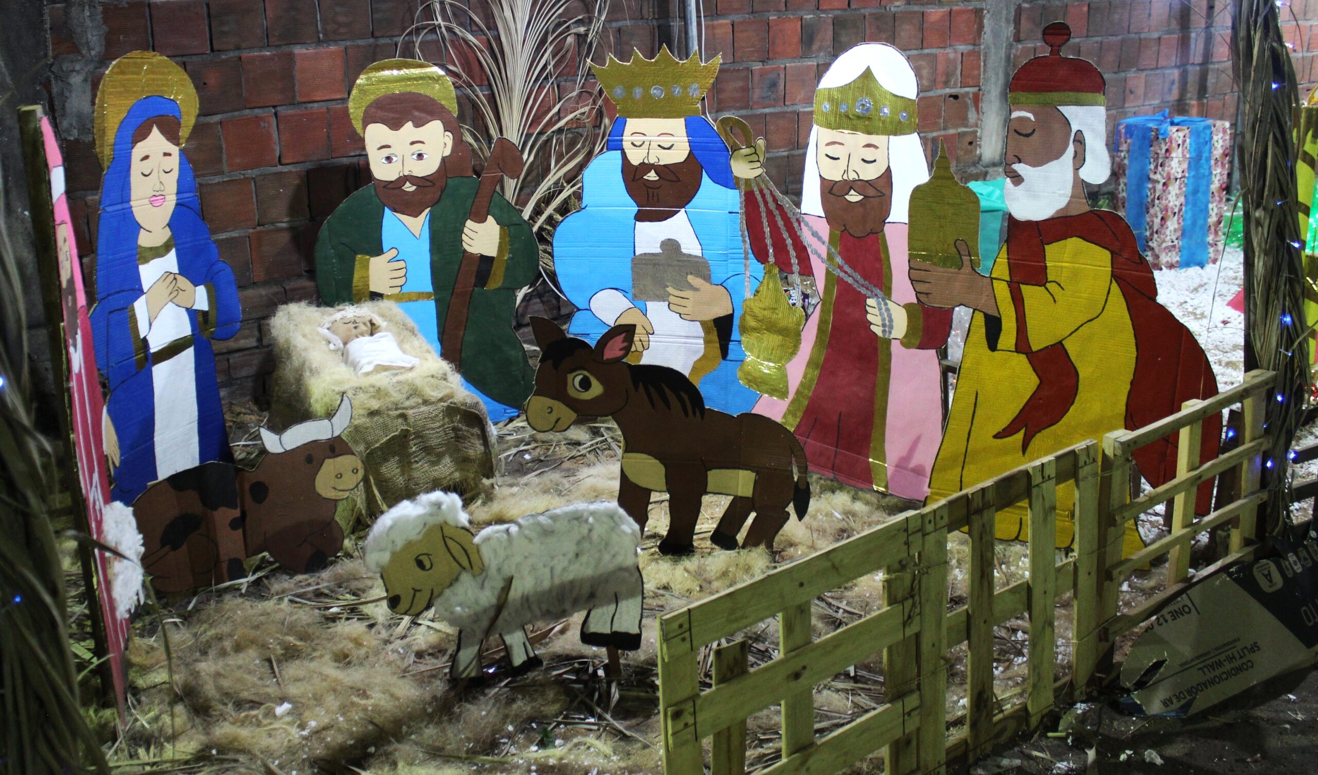 Guia Completo: Como Fazer Personagens de Presépio com Rolos de Papel Higiênico