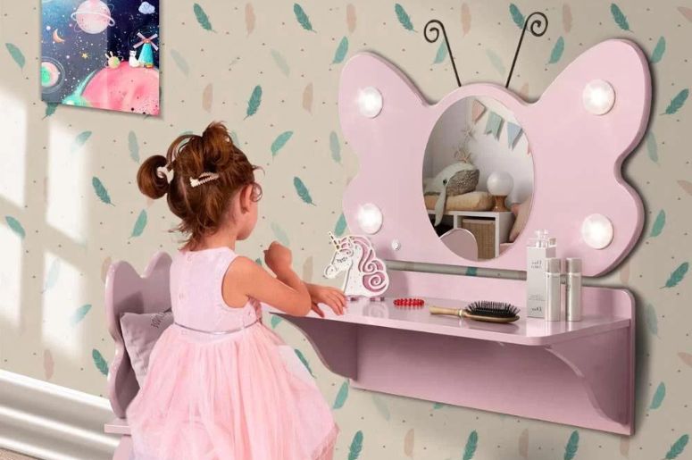 papel de parede ou adesivo quarto menina