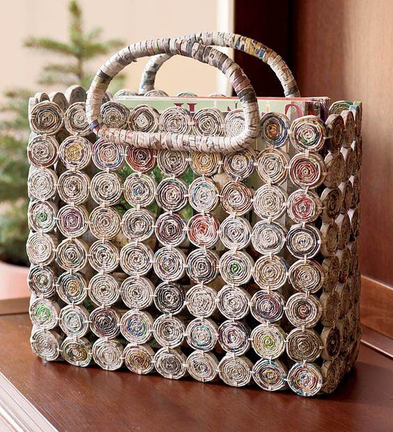 10 Ideias Geniais para Usar Jornal Velho na Limpeza Doméstica