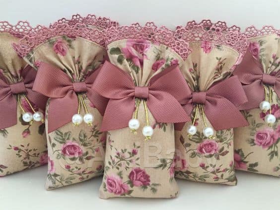 Dicas para Personalizar Tags de Sachês Perfumados com o Nome do Bebê