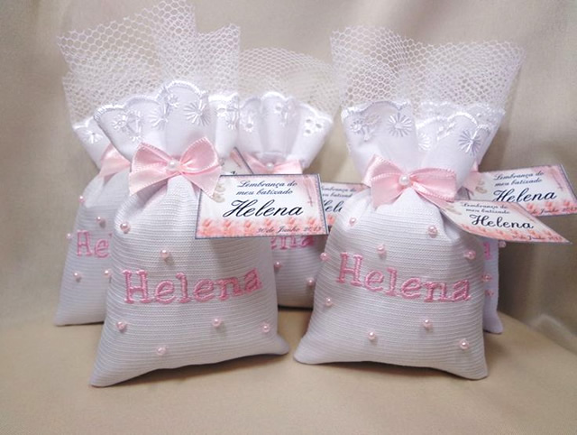 Sachê Perfumado vs. Outras Lembrancinhas de Maternidade: Qual Escolher?