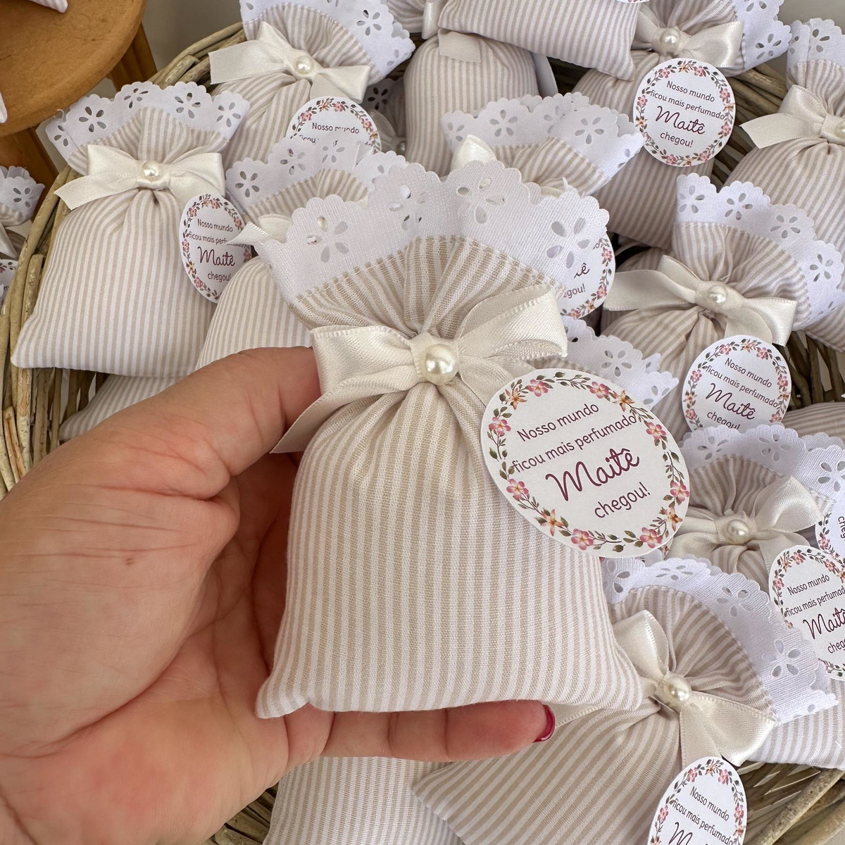 Guia Completo de Essências para Sachês de Maternidade