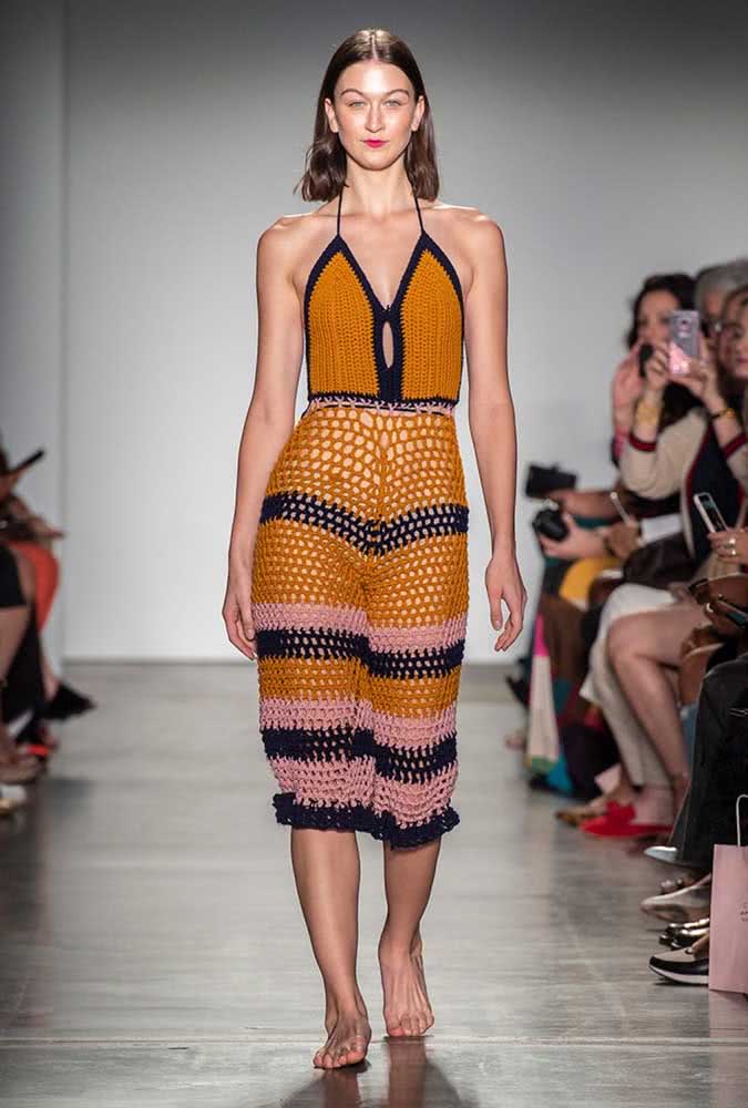 Saia de crochê branca