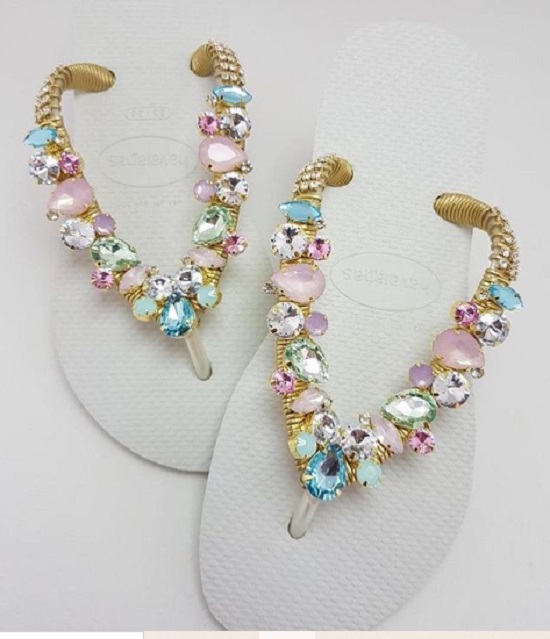 5 Ideias Criativas para Customizar Chinelos com Pérolas