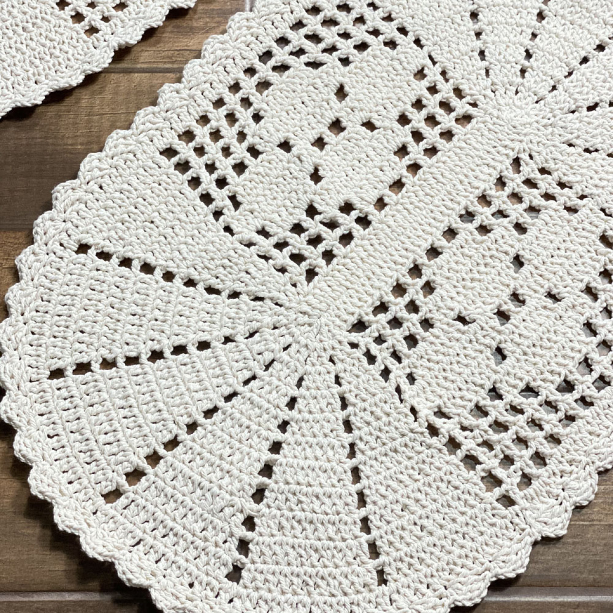 tapete de crochê oval simples e economico