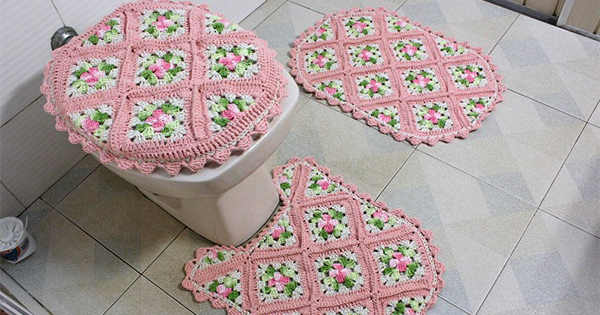 tapete de croche oval ou retangular qual o melhor para banheiro