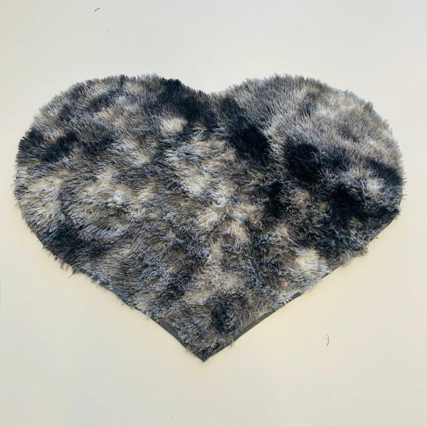 Tapetes Vermelhos na Decoração: Ousadia e Elegância