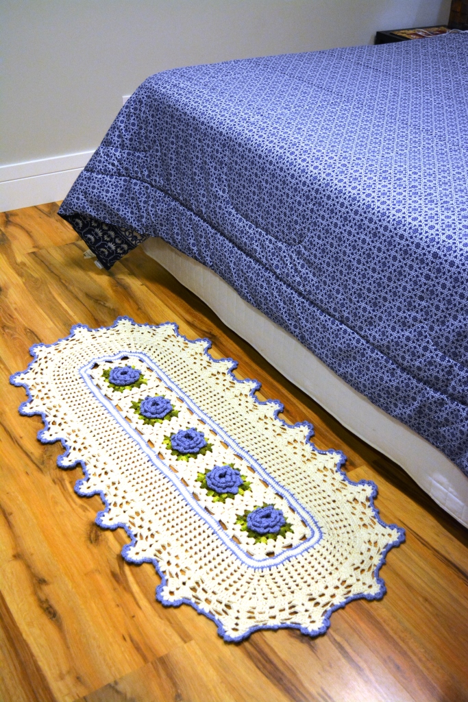 tapete de croche azul redondo ou retangular qual escolher