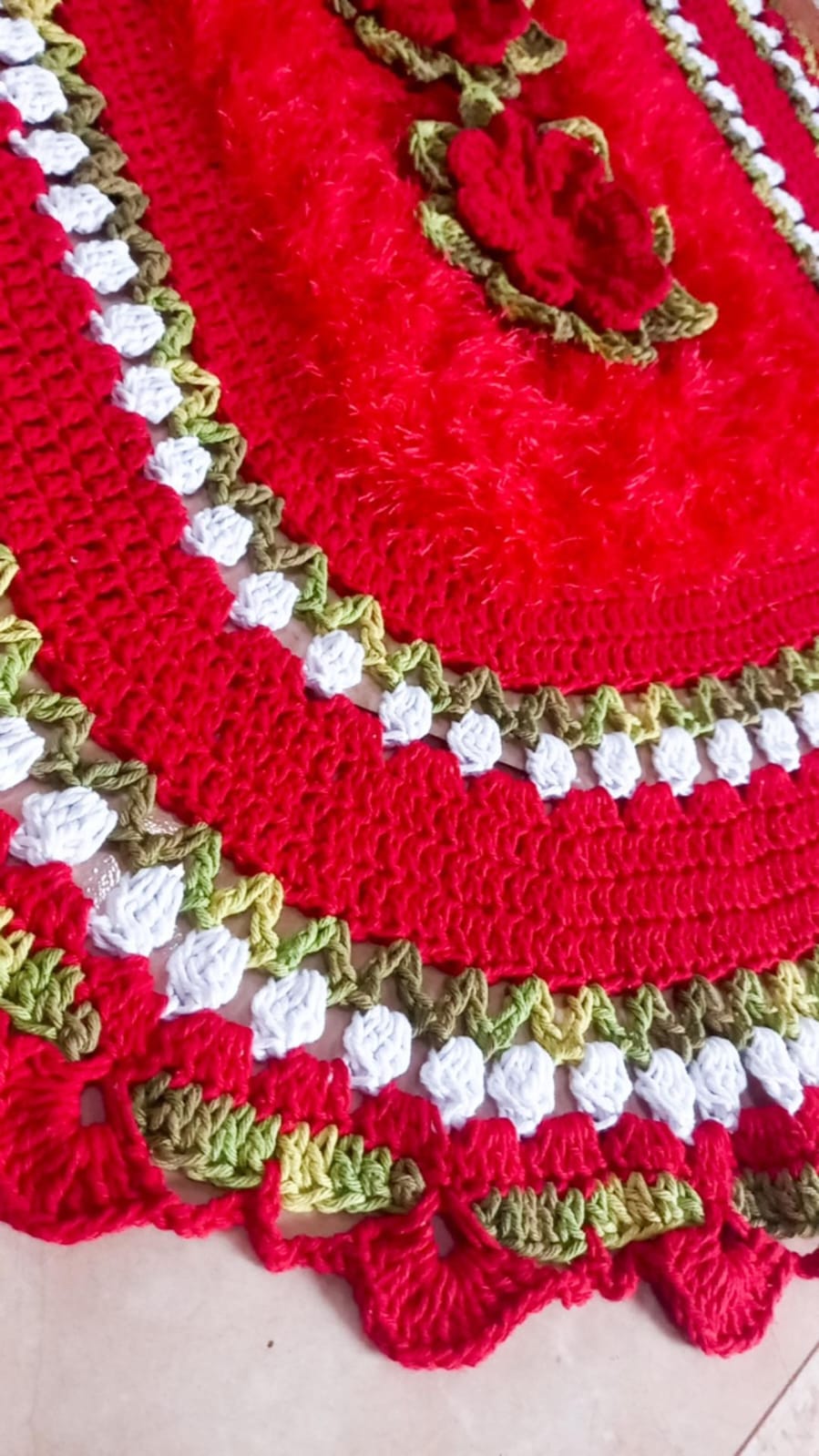 tapetes de croche em barbante com flores