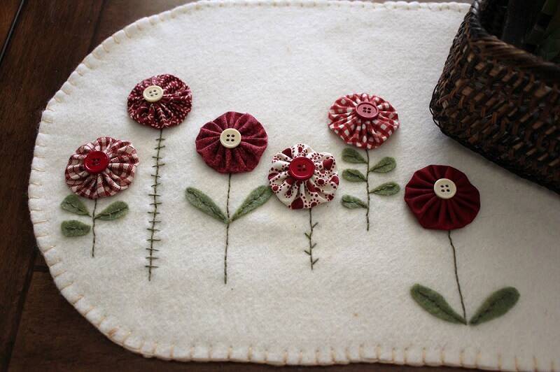 toalhas decoradas com fuxico